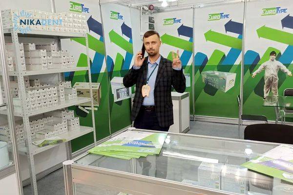 Eurotype на Дентал Экспо za757e5scfwnt4rc5x7frm5nyb65p3ix.jpg
