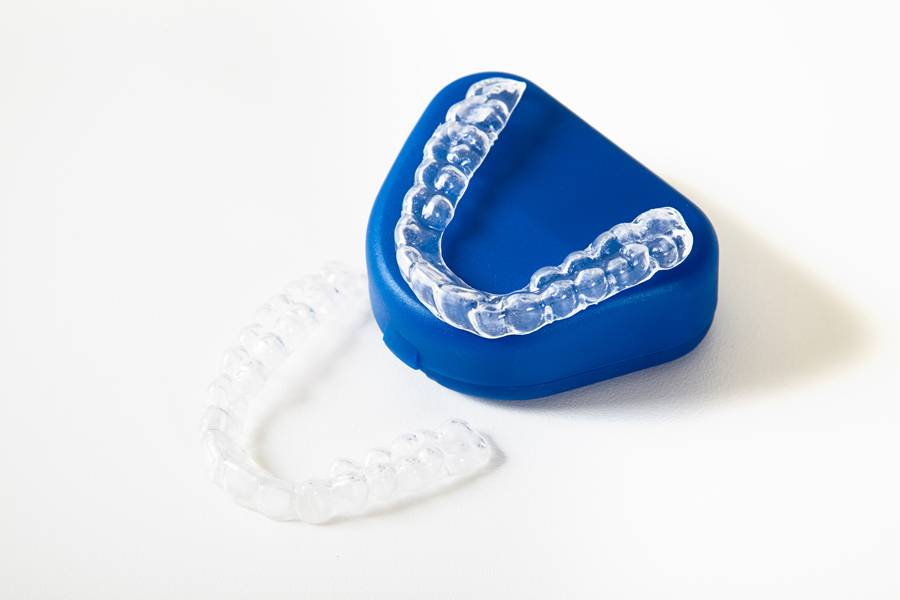 two-dental-whitening-trays-box-it.jpg two-dental-whitening-trays-box-it.jpg